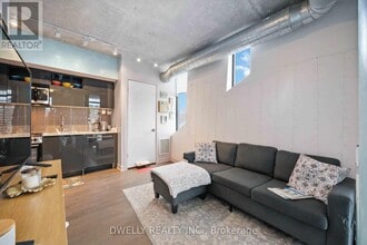 109 Wolseley St in Toronto, ON - Building Photo - Building Photo