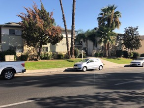 4401 Columbus St in Bakersfield, CA - Building Photo - Building Photo