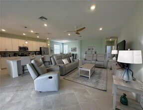 350e E Marion Ave in Punta Gorda, FL - Building Photo - Building Photo