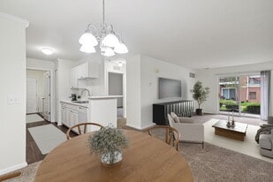 Westbury Apartments in Howell, MI - Building Photo