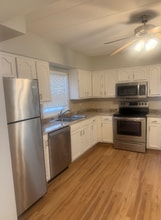 7437 W Irving Park Rd in Chicago, IL - Building Photo - Building Photo