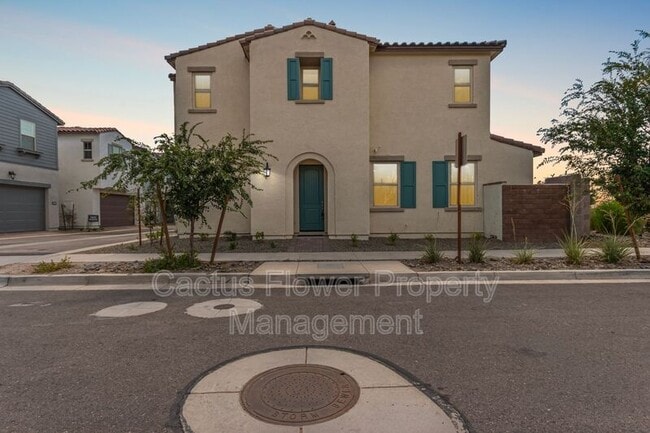 property at 4740 S Ferric