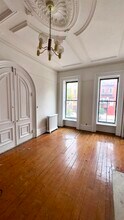 12 Madison Ave in Jersey City, NJ - Building Photo - Building Photo