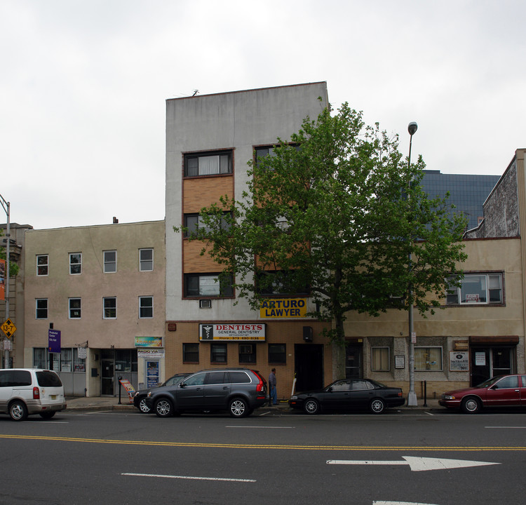 18 Ferry St in Newark, NJ - Foto de edificio