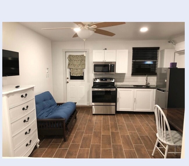 2818 W San Isidro St in Tampa, FL - Building Photo - Building Photo