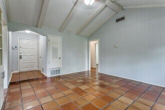 9515 Reece Dr in San Antonio, TX - Building Photo - Building Photo