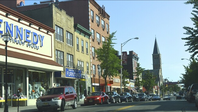 63 Poplar St in Jersey City, NJ - Foto de edificio - Building Photo