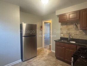 1542 Shirley Dr in Calumet City, IL - Building Photo - Building Photo