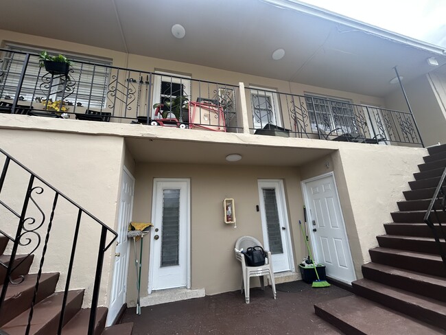 190 W 11th St, Unit 190 W 11 street