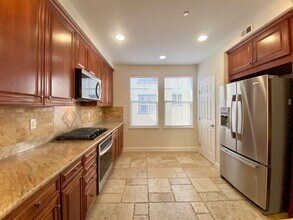 268 Fountain Grass Terrace in Fremont, CA - Building Photo - Building Photo