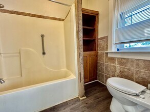 1115 E 41st St in Kansas City, MO - Building Photo - Building Photo