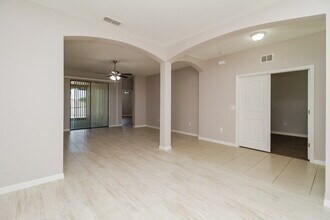 4516 Manica Dr in Tavares, FL - Building Photo - Building Photo