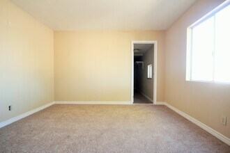 5055 Arvada Way, Unit Arvada in Las Vegas, NV - Building Photo - Building Photo