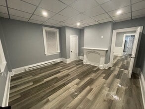 12 Charlton St in Oxford, MA - Building Photo - Building Photo