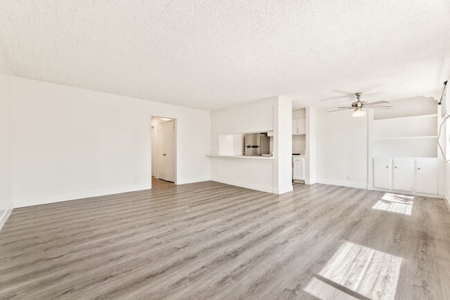 Lindley Apartments