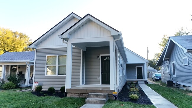 4521 Norwaldo Ave in Indianapolis, IN - Foto de edificio - Building Photo