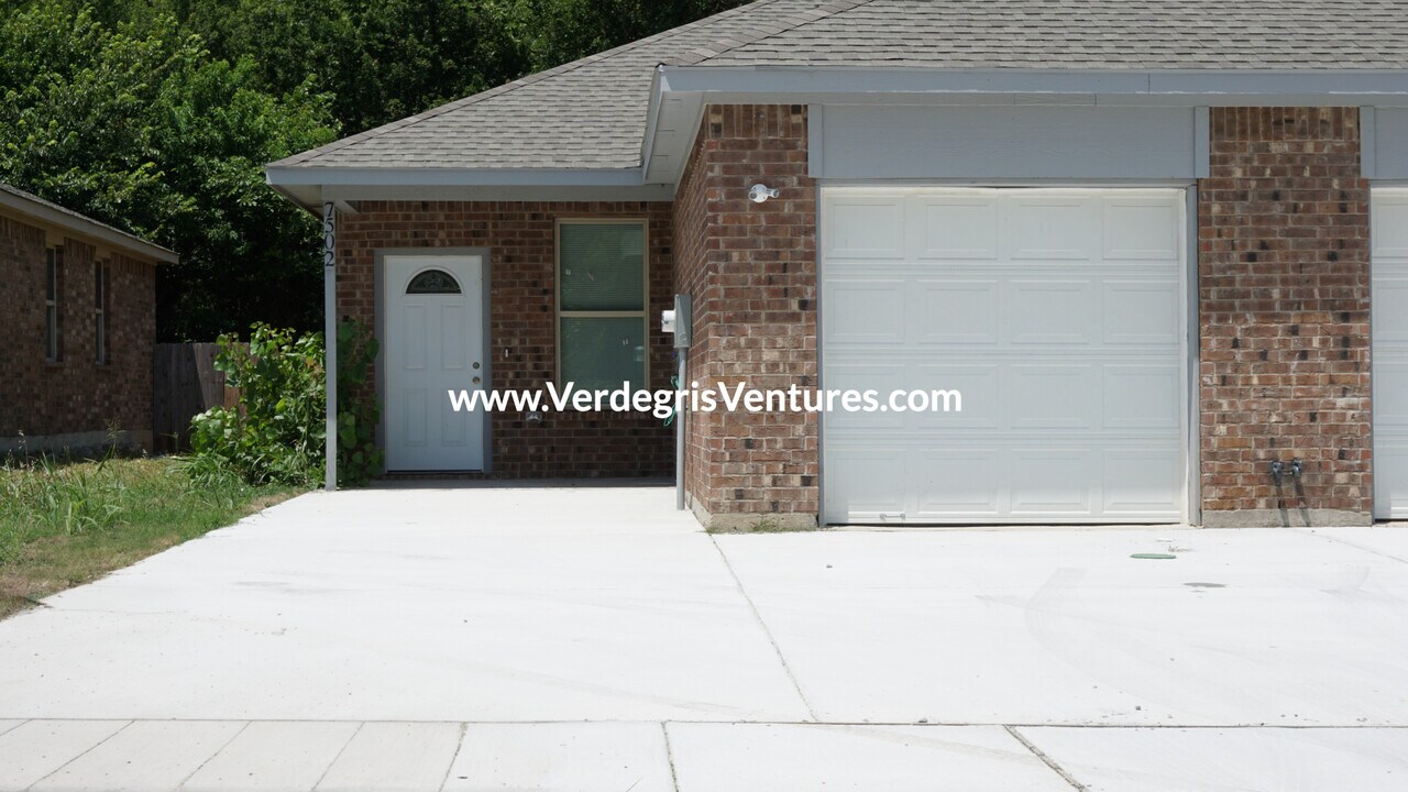 7502 Novella Dr in Fort Worth, TX - Building Photo