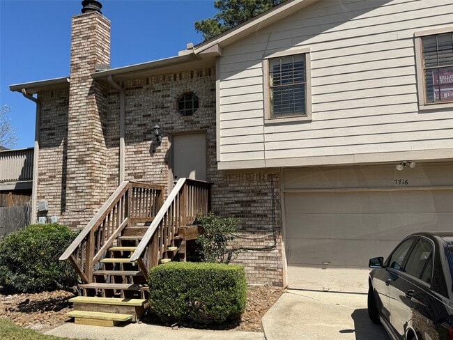 7716 Champion Pines Dr