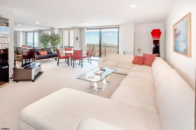 5000 Boardwalk in Ventnor City, NJ - Building Photo - Building Photo