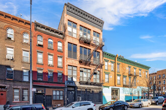 725 Union St in Brooklyn, NY - Foto de edificio - Primary Photo