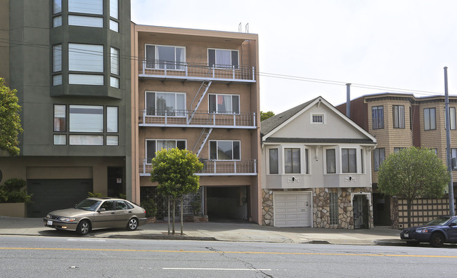 3155 Turk St in San Francisco, CA - Building Photo - Building Photo