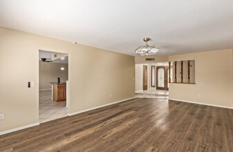 2113 E Pebble Beach Dr in Tempe, AZ - Building Photo - Building Photo