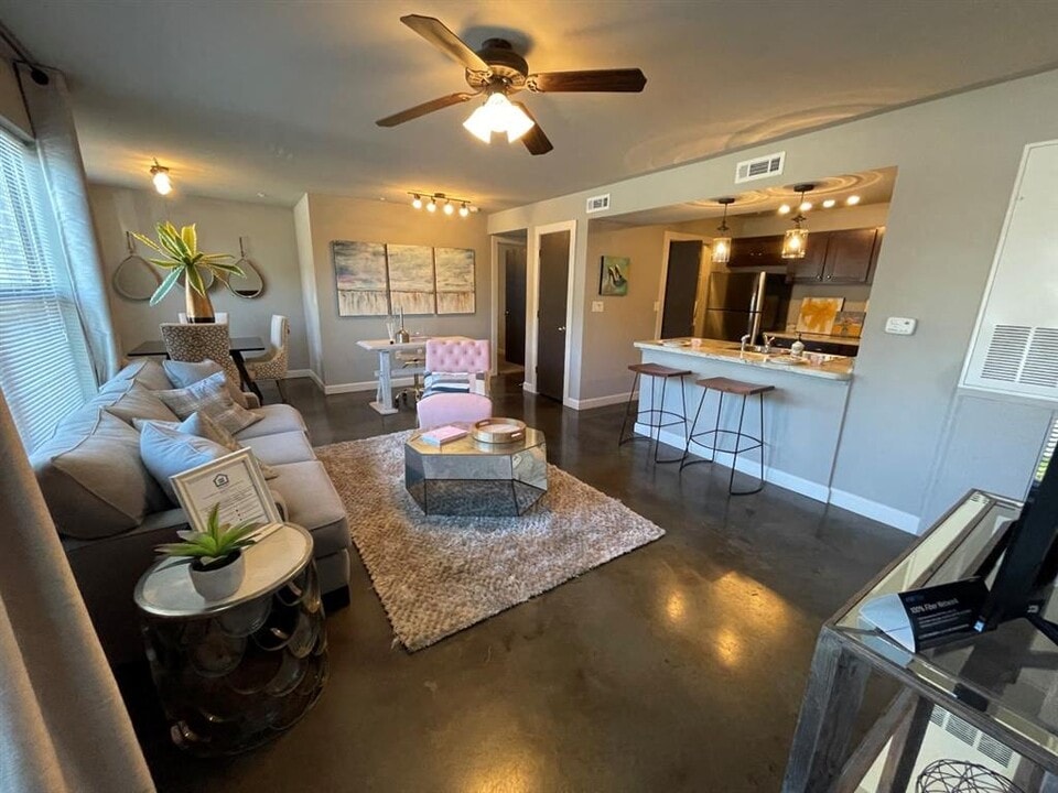 Palisades at Pleasant Crossing in Rogers, AR - Foto de edificio