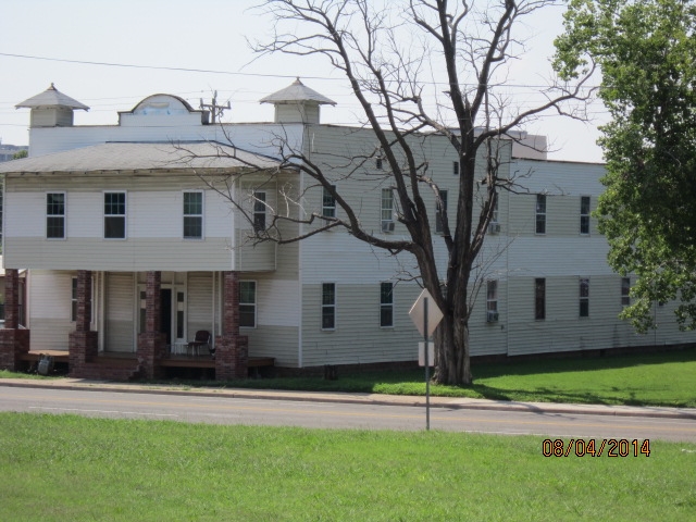 Whitaker Apartments in Oklahoma City, OK - Building Photo