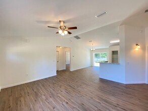 2731 SW 137th Pl in Ocala, FL - Building Photo - Building Photo