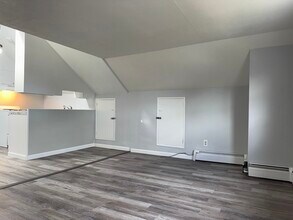 148 Maxfield St in New Bedford, MA - Building Photo - Building Photo