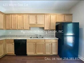 421 White Oak Cir in Lincoln, AL - Building Photo - Building Photo
