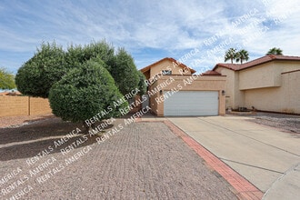 967 E Rockwell Dr in Chandler, AZ - Building Photo - Building Photo