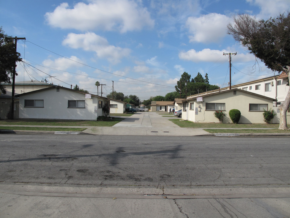 12711 Kalnor Ave in Norwalk, CA - Building Photo