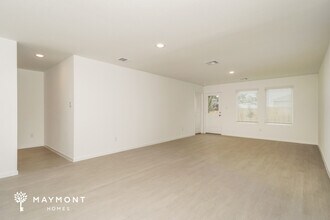 10115 Gap Crk in San Antonio, TX - Building Photo - Building Photo