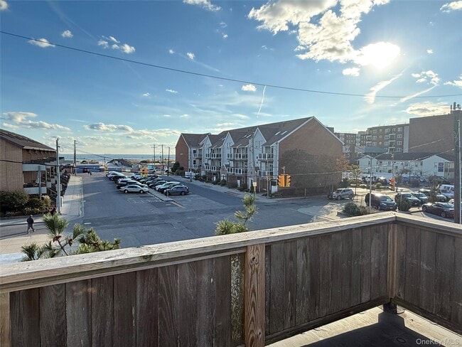 801 E Broadway in Long Beach, NY - Building Photo - Building Photo