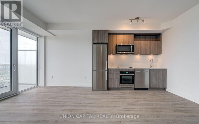 70-2670 Princess St in Toronto, ON - Building Photo - Building Photo