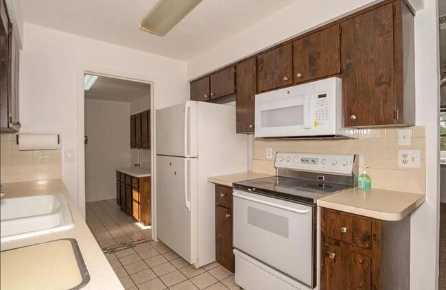 209 S Lee St in Beverly Hills, FL - Building Photo - Building Photo