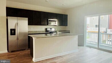 1927 Fauna Dr in Frederick, MD - Building Photo - Building Photo