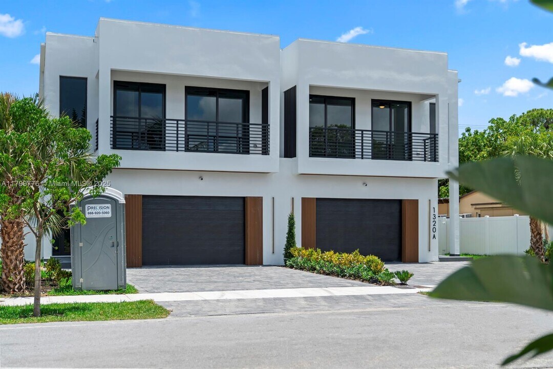 1320 NE 16th Ave in Fort Lauderdale, FL - Building Photo
