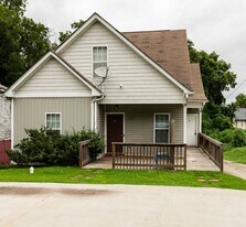 1607 Ralph David Abernathy Blvd SW in Atlanta, GA - Building Photo