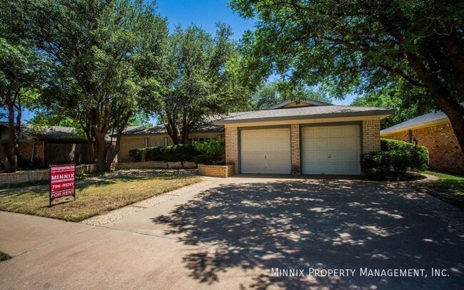 7713 Lynnhaven Ave in Lubbock, TX - Building Photo - Building Photo