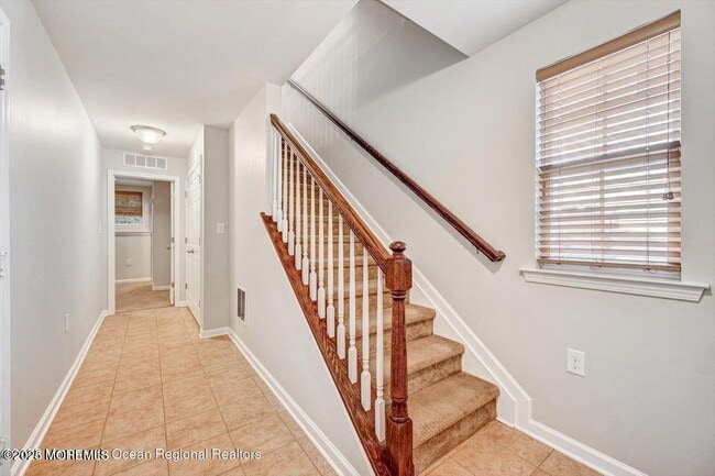 245 Chickadee Ct in Freehold, NJ - Building Photo - Building Photo