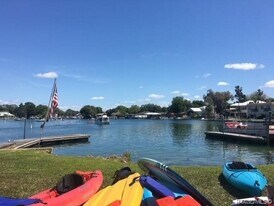 41 Beach Ln in Crystal River, FL - Building Photo