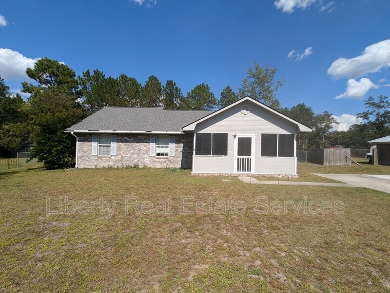 67 Rosebud Ct in Hinesville, GA - Building Photo