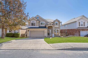 146 Lindseys Cove in San Antonio, TX - Building Photo