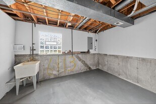 6113 Spring Ln in Matteson, IL - Building Photo