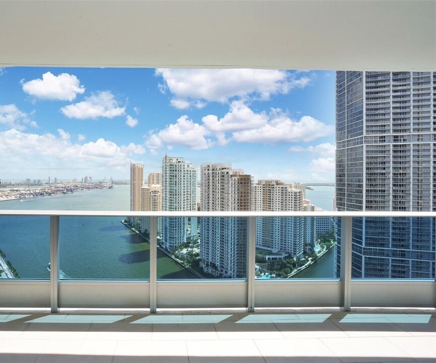 200 Biscayne Boulevard Way, Unit 3603 in Miami, FL - Building Photo