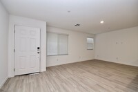 6258 Foxes Dl St in Las Vegas, NV - Building Photo - Building Photo