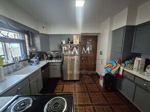 4035 N Stowell Ave in Shorewood, WI - Building Photo - Building Photo