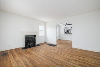 545 Oakdale Rd NE in Atlanta, GA - Building Photo - Building Photo